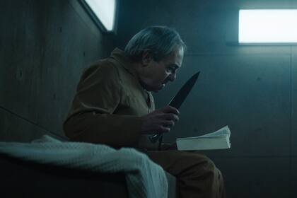 El hoyo despierta amores y odios