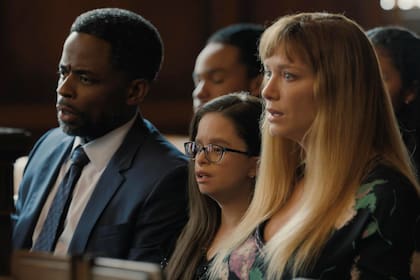 Una escena de Good American Family, la nueva serie protagonizada por Ellen Pompeo