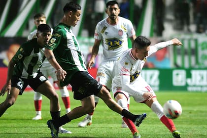 Una escena de la igualdad entre Banfield y Barracas Central