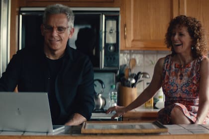 Una escena de Stiller & Meara: Nothing is Lost, de Apple TV