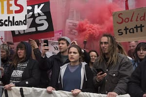 Una escena de Y mañana el mundo entero, ejemplo reciente del thriller político en el cine