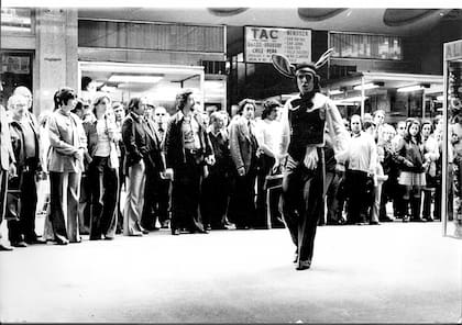 Una escena del Conejo Blanco en el Microcentro, durante el rodaje