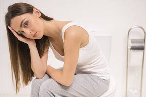 Una especialista reveló que no hay que ir al baño sin tener ganas: los contundentes motivos