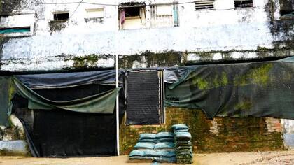 Una estación que también parece búnker de guerra