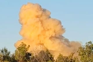 Una explosión en una planta química de Mississippi provoca una fuga de amoniaco y evacuaciones