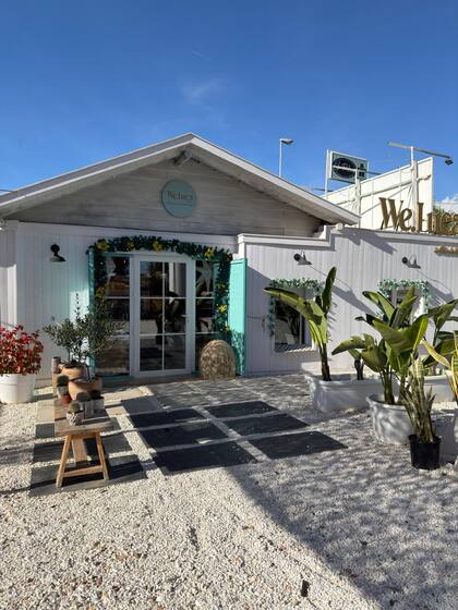 Una fachada de fiesta