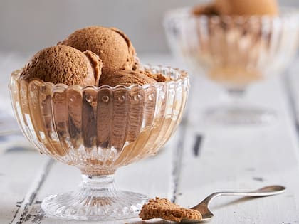 El helado de dulce de leche en distintas versiones domina la lista de los gustos más pedidos en la Argentina