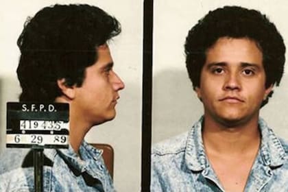 Una foto de archivo de la DEA muestra a un joven Nemesio Rubén Oseguera Cervantes, más conocido como "El Mencho"