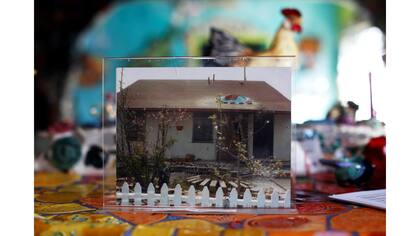 Una foto de la casa antes de convertirse en la Casa Mosaico