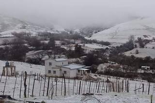 Bajó la temperatura en Tucumán y nevó en Tafí del Valle