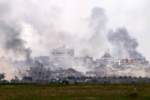 Israel bombardea el sur de Gaza mientras se “reduce” la posibilidad de un alto al fuego para liberar rehenes