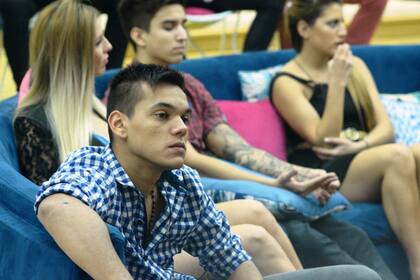 Una gala con una placa de nominación multitudinaria