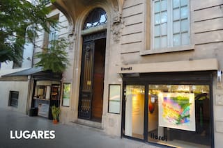 El edificio de estilo francés que fue pensado para abogados, y terminó lleno de artistas