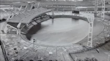 Una gran inundación de la que fue víctima el estadio Minella; su mantenimiento es tan costoso que no puede ser afrontado por el municipio de General Pueyrredón.