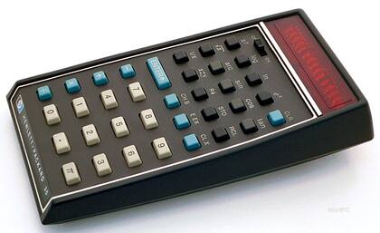 Una HP-35, de 1972. En los '70, una calculadora de esta marca era un auténtico objeto del deseo, con un diseño y una terminación muy por encima de sus competidores