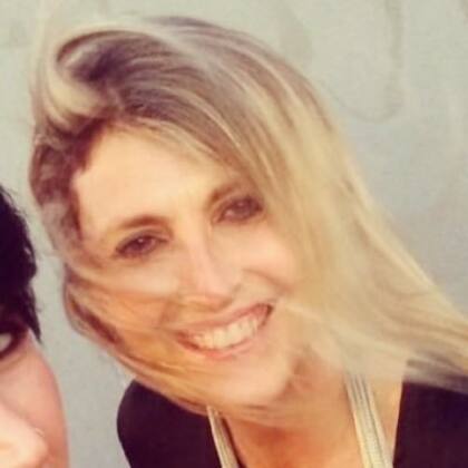 Una imagen actual de la mujer que sale en el video en el año 1991, en "otras épocas" cuando "con 15 años salíamos de noche sin problemas"
Gentileza @franchulit