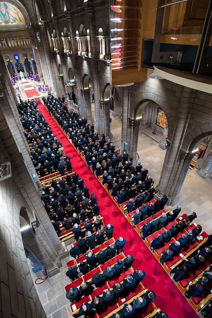 Una imagen aérea de la Catedral de Mónaco durante la ceremonia religiosa.