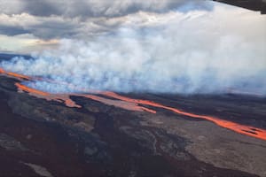 El Mauna Loa en erupción: ¿cuán peligroso es el volcán activo más grande del mundo?