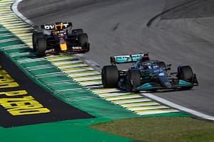 Verstappen fue superado en la pista y Mercedes tuvo su primera alegría importante del año
