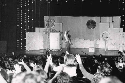 Una imagen de 1972 durante su debut en calle Corrientes.