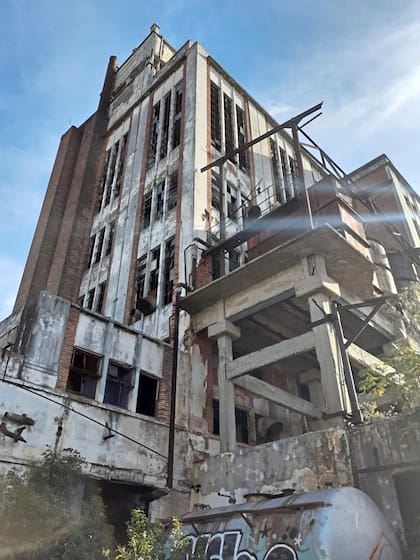 Una imagen de lo que quedó de la ex fábrica de La Matanza, que en 1933 producía hasta 40 toneladas de jabones por día