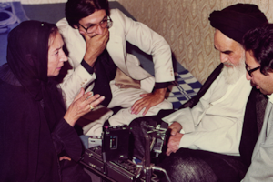 Cómo fue la inolvidable entrevista que Oriana Fallaci le hizo al ayatolá Jomeini