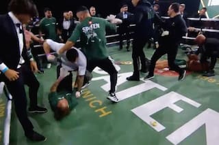 Fracturas y suturas: las crudas imágenes de la la batalla campal en una pelea de exhibición