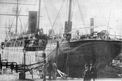 Una imagen del vapor Buenos Aires, el buque en el que ocurrió la más inesperada fuga de presos