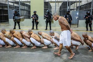 Petro dijo que las megacárceles de El Salvador son “campos de concentración” y Bukele no se quedó callado
