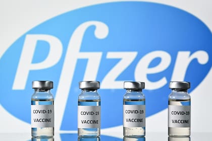 Pfizer ya pidió la autorización de emergencia para comenzar a vacunar a partir del próximo mes en los Estados Unidos