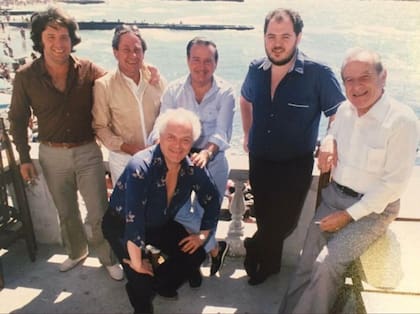 Una imagen para el recuerdo: Carlos Rottemberg con Vittori, Carreras, Parada, Coco Acevedo y Fernando Motti
