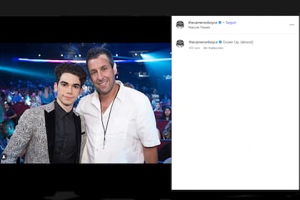 Una imagen que Cameron Boyce había compartido en su cuenta de Instagram, junto a Adam Sandler