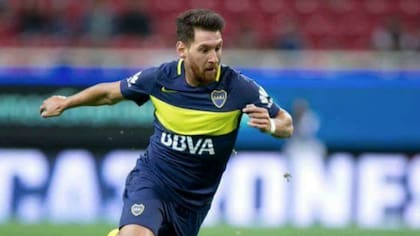 Una imagen retocada de Lionel Messi con la camiseta de Boca