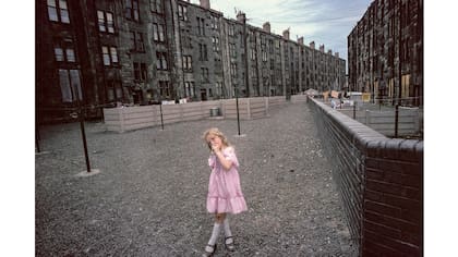 Una imagen tomada en Glasgow en 1980 que integra la muestra en Buenos Aires
