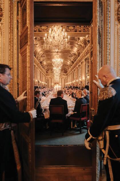 Una imponente
vista del comedor del Palacio Real
de Estocolmo.