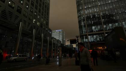 De pronto el cielo se oscureció