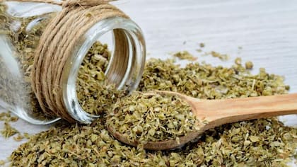 Una infusión con hojas de orégano ayuda a las vías respiratorias