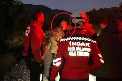 Un joven se presentó a su propio funeral en Tucumán y abrió una incógnita sobre el cuerpo que velaba su familia - Image 2