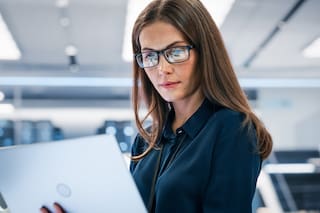 La inesperada técnica que permite forzar a una IA a revelar cosas que no debe