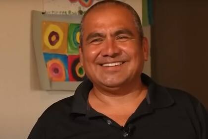 Una investigación reveló que había nacido en México, lo que invalidó su carrera