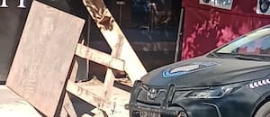 Cayó un andamio en Villa Devoto y mató a una joven de 20 años que caminaba por la vereda