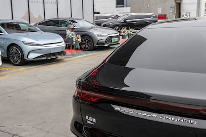 Una ley de electromovilidad permitiría beneficios impositivos para la llegada y comercialización de cualquier vehículo electrificado (híbrido, híbrido enchufable y 100% eléctrico)