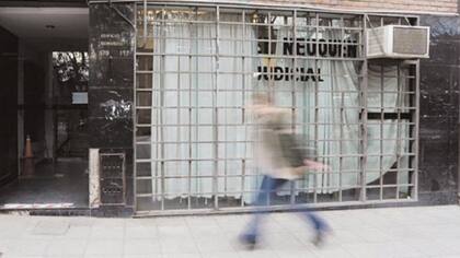 "Una madre no humilla a su hija, no la obliga a mentir, ni la amenaza para que mienta, no la agrede, ni la golpea. Una madre no te abandona”, explicó la joven