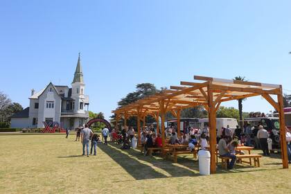 Una magnífica tarde de sábado en el predio de la Asociación Argentina de Polo, de Pilar.