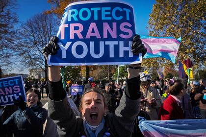 Una manifestación a favor de los derechos transgénero frente a la Corte Suprema de Estados Unidos en Washington