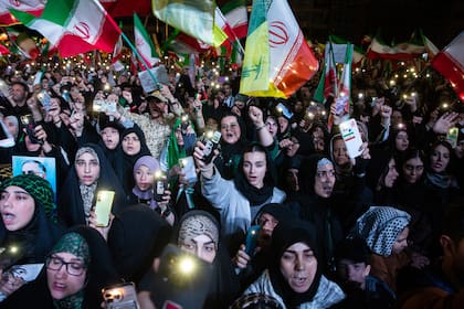 Una manifestación a favor del gobierno en la plaza Enghelab, en Teherán, Irán, el 22 de abril de 2026