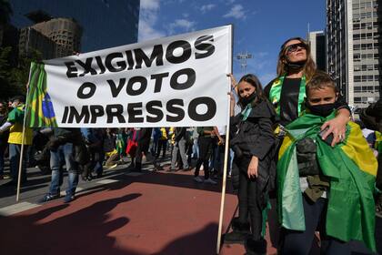 Una manifestación en apoyo del presidente brasileño Jair Bolsonaro y su campaña contra el voto electrónico