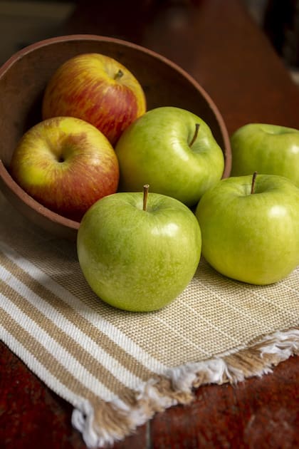 Una manzana mediana aporta fibra, antioxidantes, vitamina C, agua y pocas calorías (Foto de carácter ilustrativo: Pixabay)