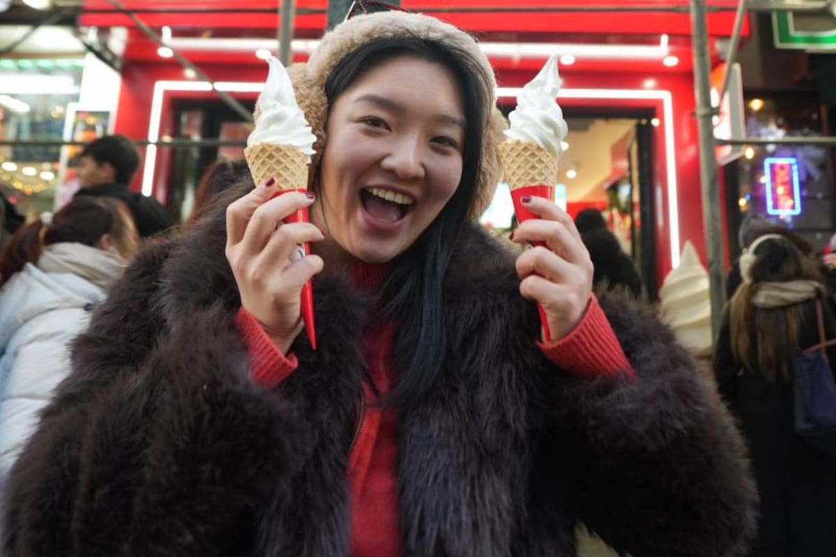 A maior rede de restaurantes chineses do mundo abre em Nova York, vendendo sorvete por US$ 1 A maior rede de restaurantes chineses do mundo abre em Nova York, vendendo sorvete por US$ 1