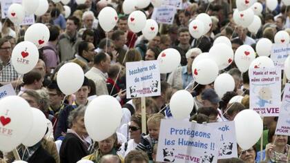 Una marcha contra la eutanasia, en Bélgica